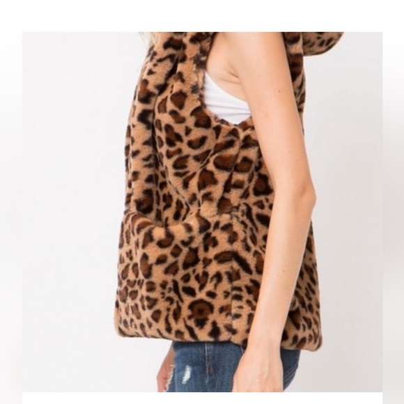 Love Tree Leopard Print Teddy Jacket - Picture 1 of 5